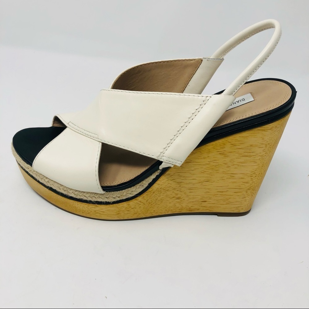 DIANE Von Furstenberg Gladys Wood Wedge Sandals 8 - Picture 2 of 6